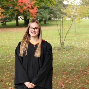 Meet your Posher, Kendra